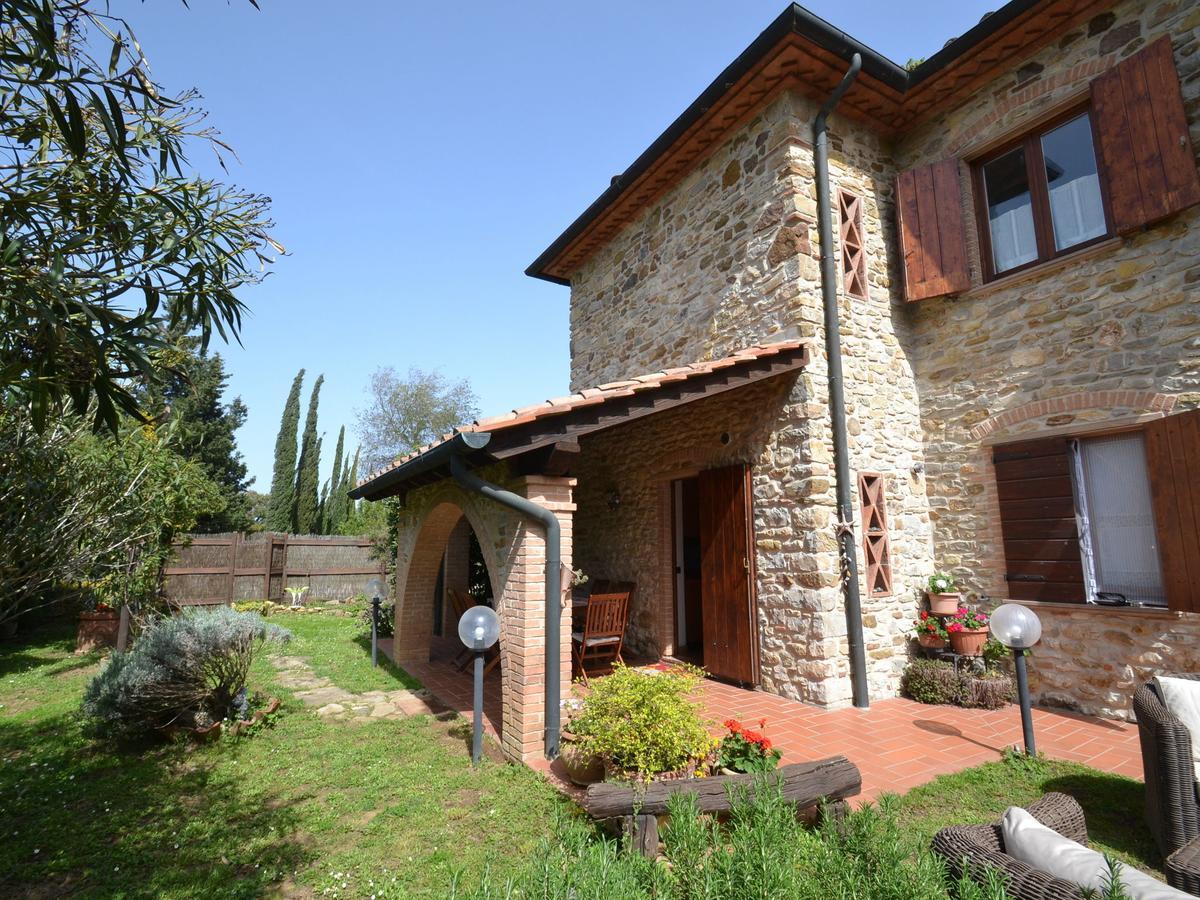 Belvilla By Oyo Villa Max Suvereto Kültér fotó